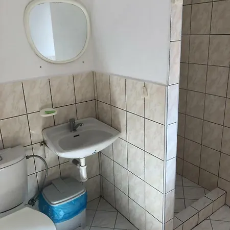 Novohradska Hospoda Ubytovani דירה *